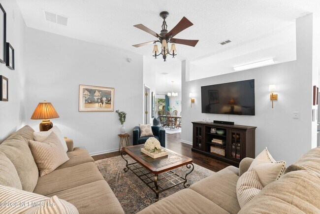 Photo - 1442 Laurel Oak Dr