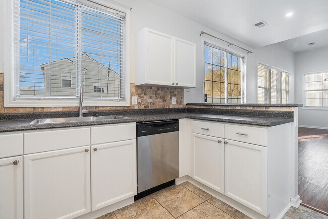 Photo - 244 Windcroft Cir NW