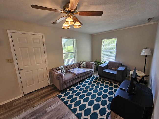 Photo - NIce remodeled 2 bedroom home close to dow...