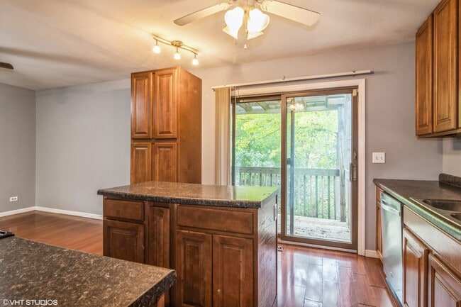 Photo - 101 Springhill Dr