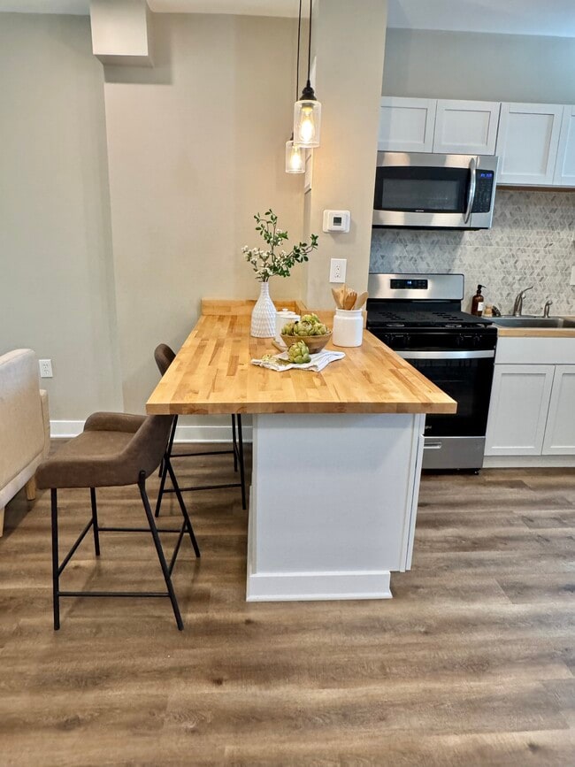 Photo - 3704 Beehler Ave