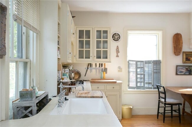 Photo - 94 Spring St