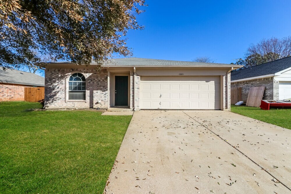 1205 Nicole Way Rental House Rental in Burleson, TX