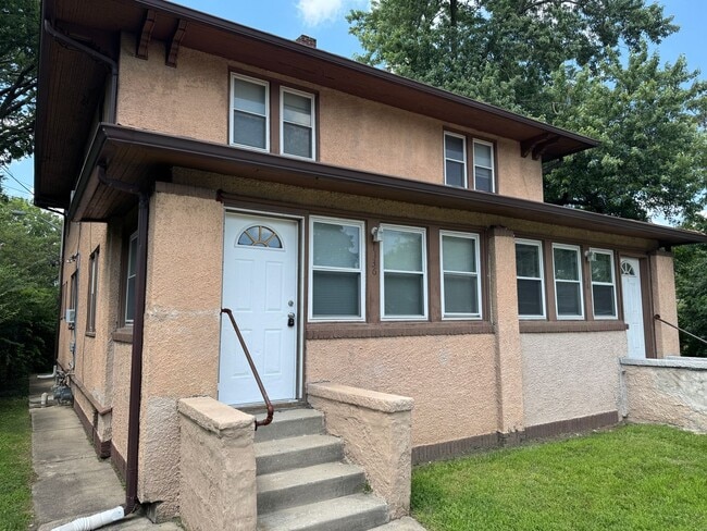 Building Photo - 1136-1138 Fairfield Ave Unit 1136 Fairfield Avenue