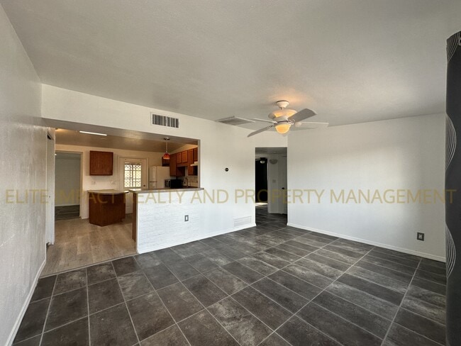 Photo - 4049 N Ray Pl