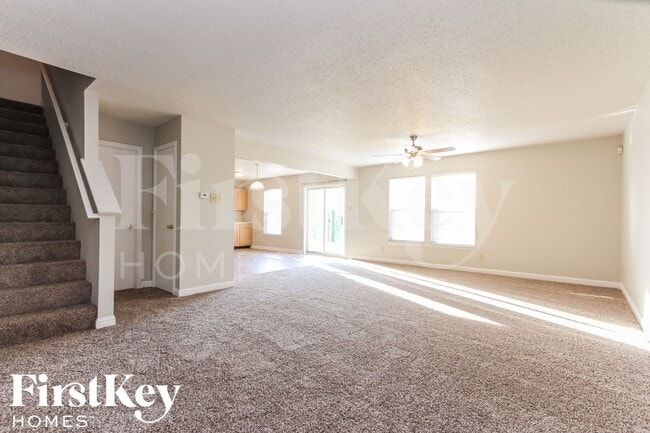 Photo - 6448 Front Point Dr