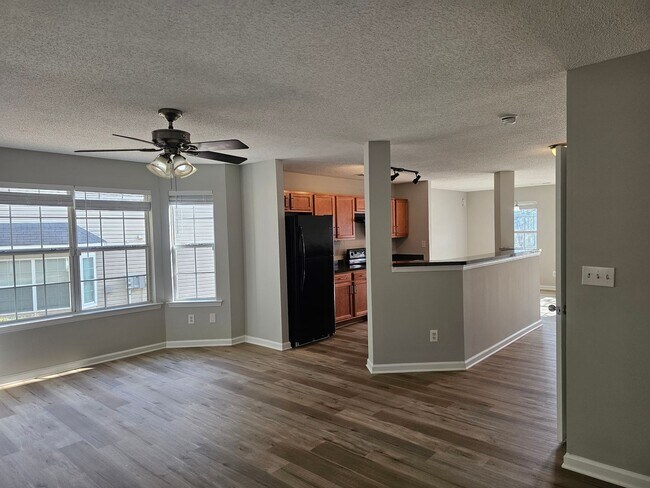 Photo - Move In special! 1/2 off the first Months rent!! 2 Bedrooms, 2.5 Baths Townhouse located in a Qui...