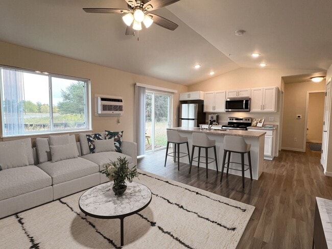 Photo - SCS Rothschild