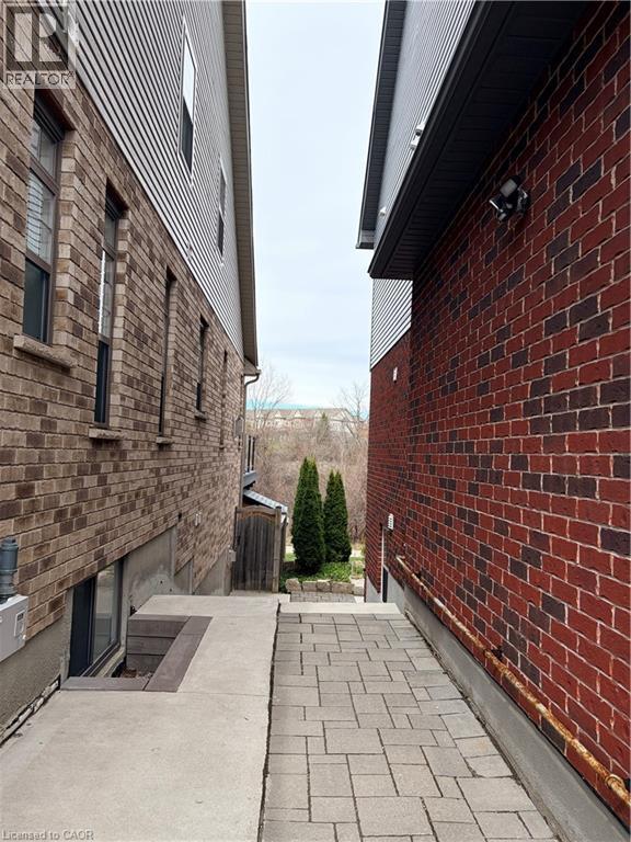 Photo - 71 Janine St