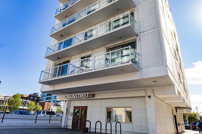 Building Photo - Westwinds Apartments