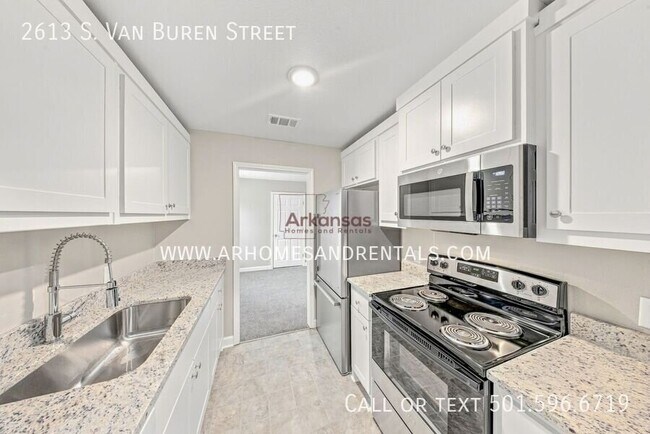 Photo - 2613 S Van Buren St