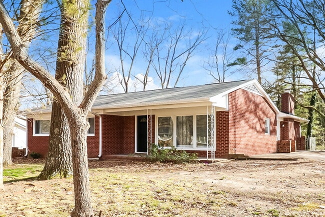 Photo - 2007 Garland Ave