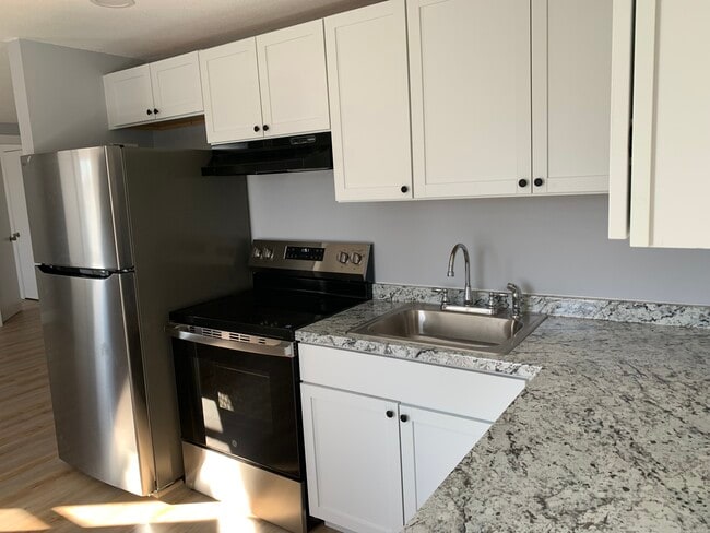 Photo - 368 Colonial Ave