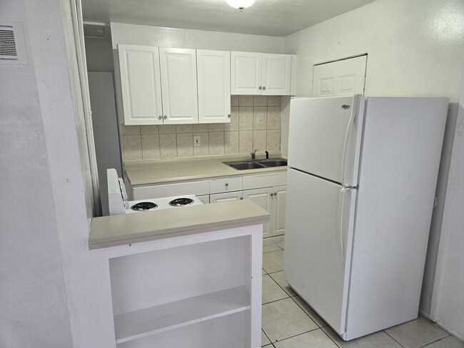 Photo - 1147 40th St S