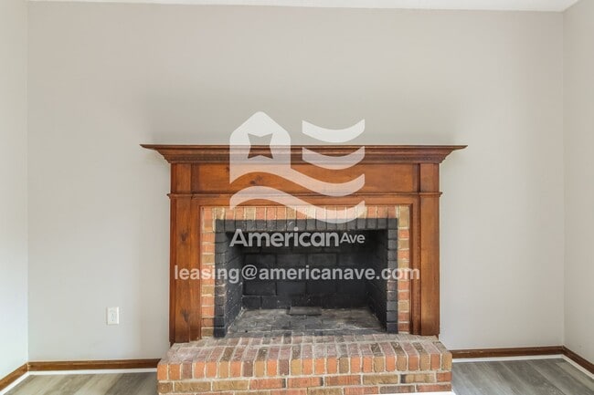 Photo - 217 Chadford Rd