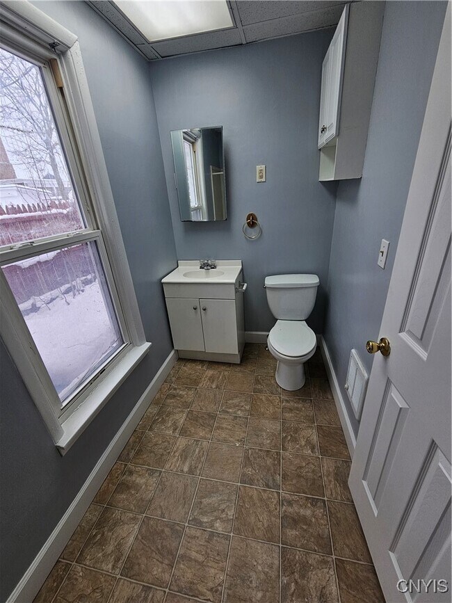 Photo - 156 E Main St