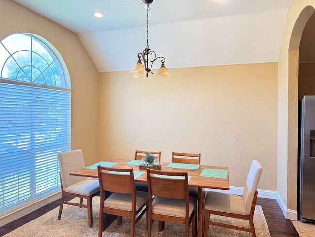 Photo - 4313 Creekstone Dr