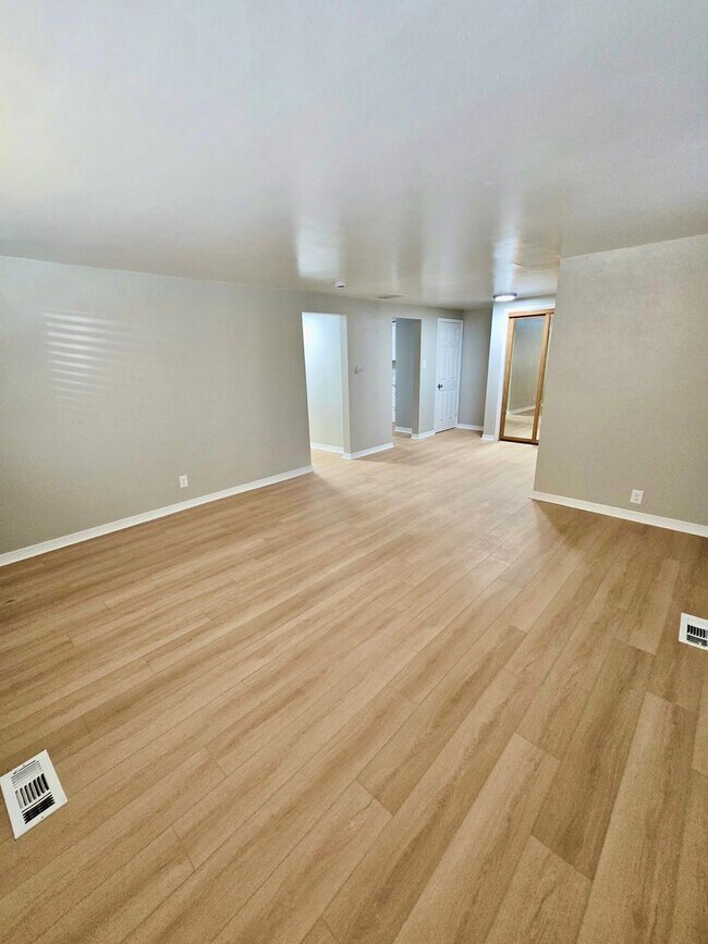 Photo - Prime Location! 1BR Bungalow Near DU, Ligh... Unit 2367