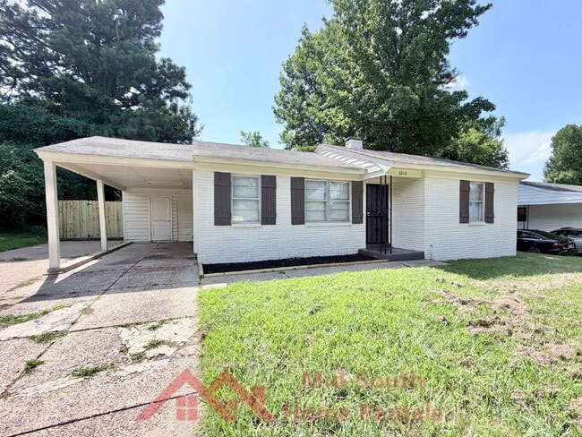 Photo - 3243 Boone St