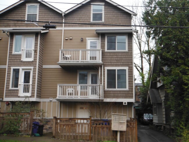 Building Photo - 4218A 7th Ave NE