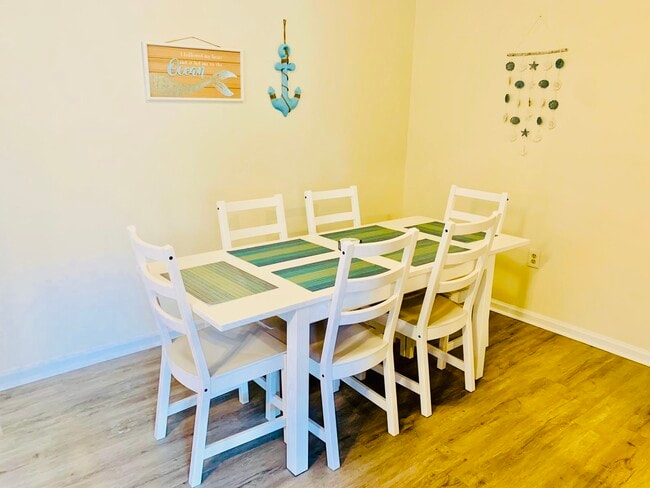Photo - 113 Lincoln Ave Unit Seaside