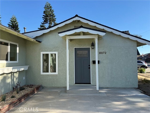 10172 Fern Ave