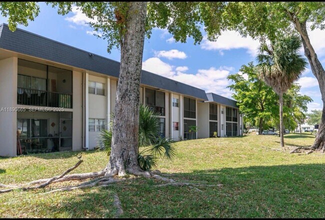 Photo - 8060 S Colony Cir Unit 207