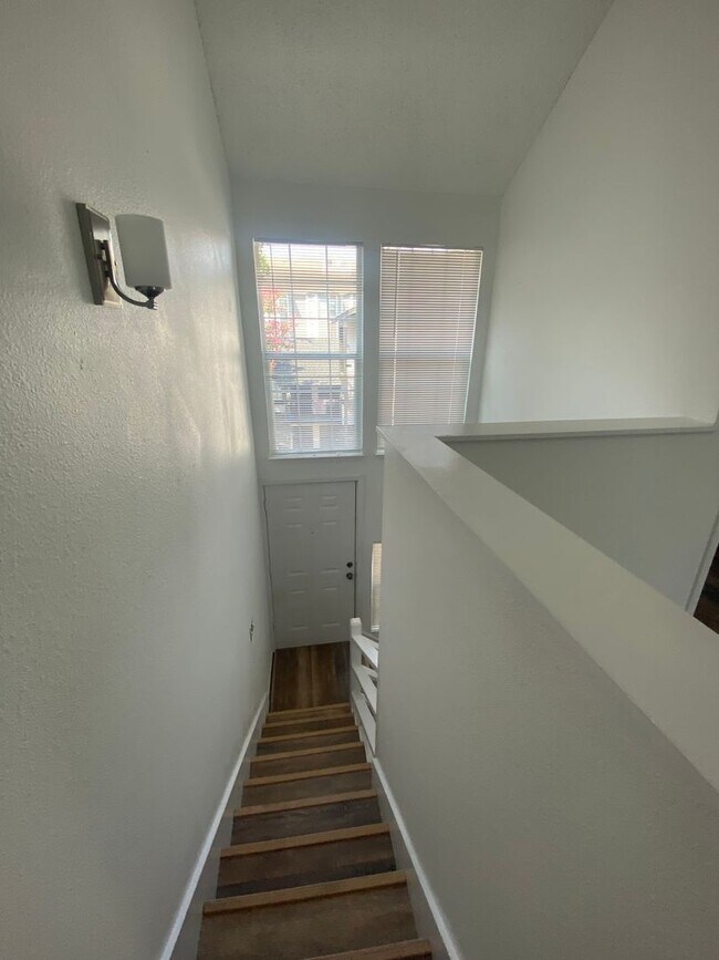 Photo - West Campus 1x1