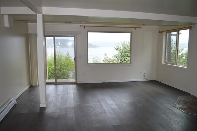 Photo - 9803 Rainier Ave S Unit Apt#Lower