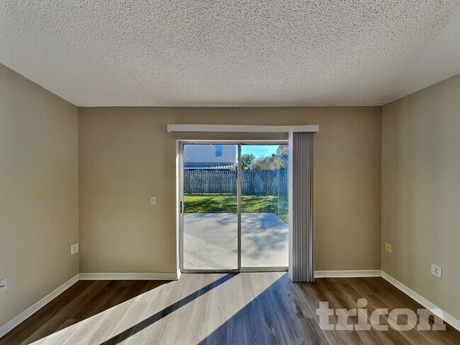 Photo - 7354 High Bluff Rd N