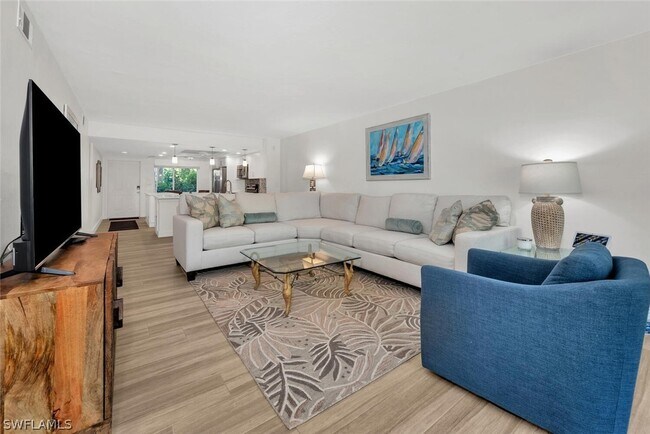 Photo - 15161 Cedarwood Ln Unit 1105