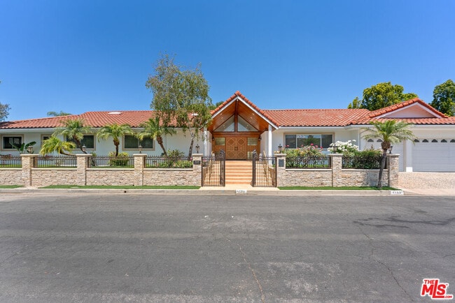 Photo - 4159 Regal Oak Dr