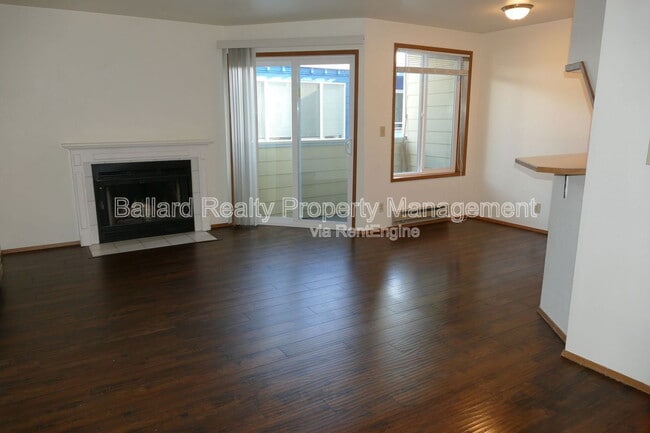 Photo - 12314 32nd Ave NE Unit 205