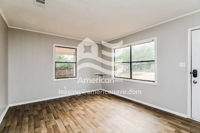 Photo - 9121 Morris Dr SW