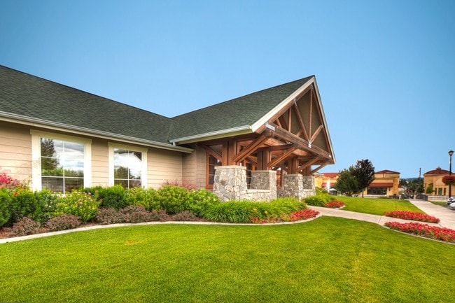 Photo - Adirondack Lodge