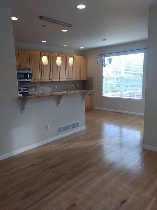 Photo - 1451 Whitehall Dr