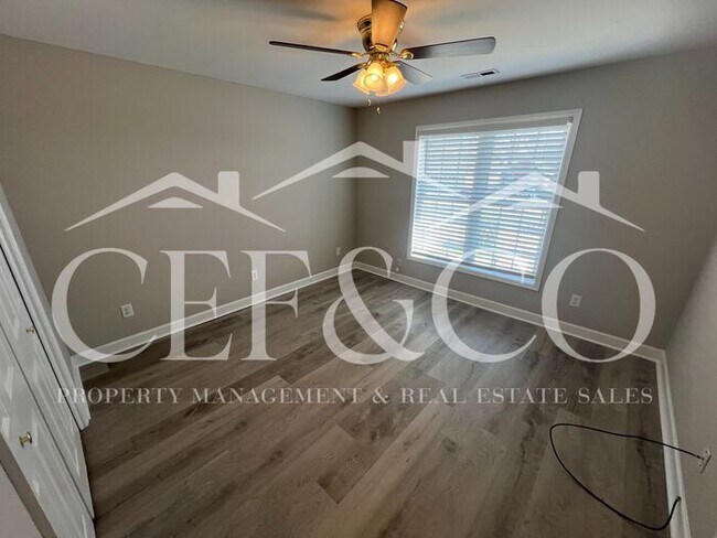 Photo - 514 Rose Trellis Ct