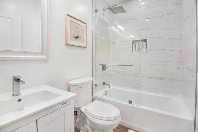 Photo - 898 SE 2nd Pl Unit 3