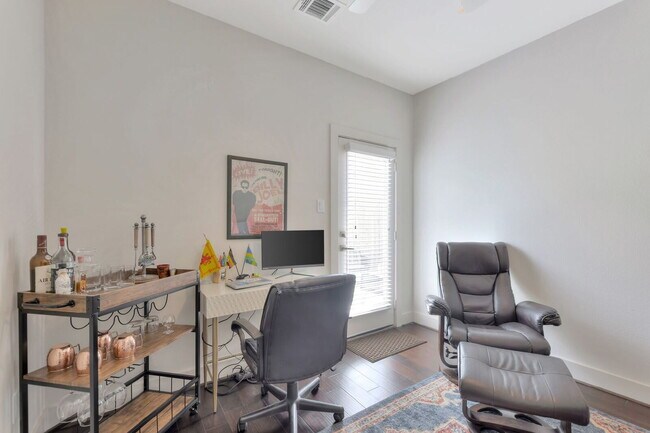 Photo - Stunning Home near Downtown Houston