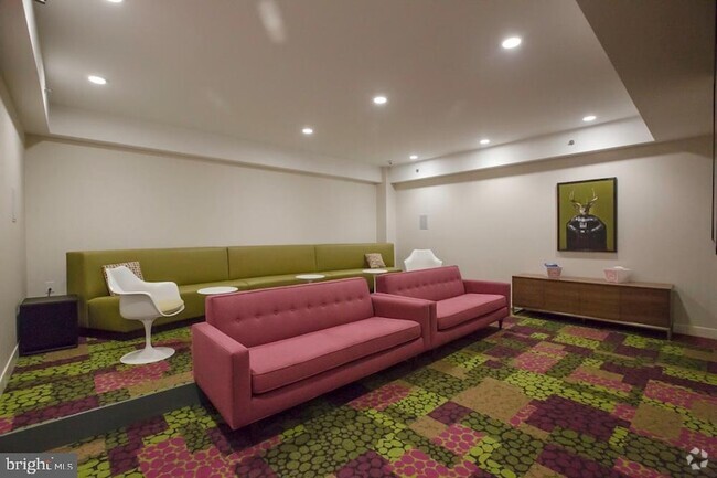 Building Photo - 42 S 15th St Unit 1B-0705 Rental