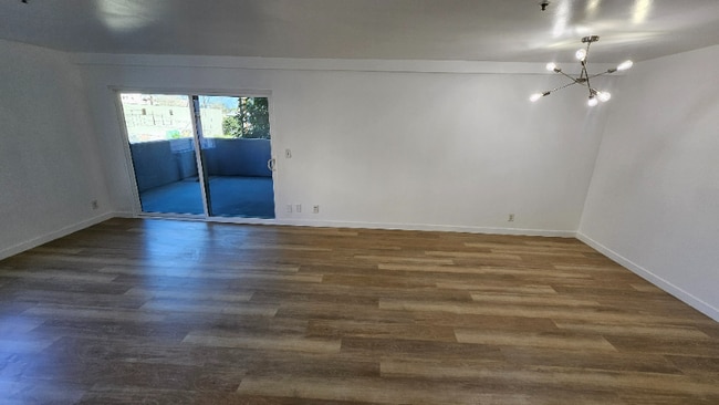 Photo - 5541 Fulcher Ave Unit 101