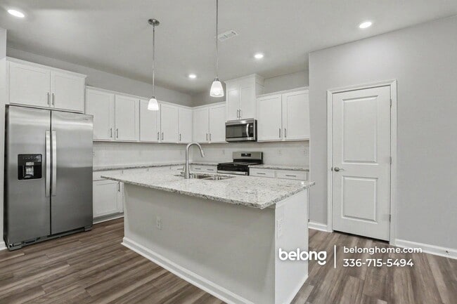 Photo - 2933 Denson Rd