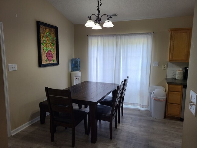 Photo - Beautiful 3 bedroom 2 bath home in Sneads Ferry - Seabird Estates