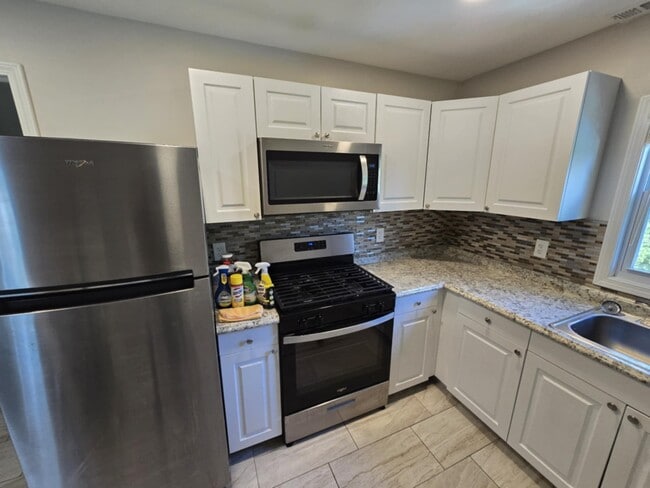Photo - 70 S Chestnut St Unit 3 rd