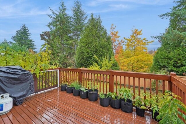 Photo - 4 bedroom in Redmond WA 98053 Unit 10185 224th Ave NE