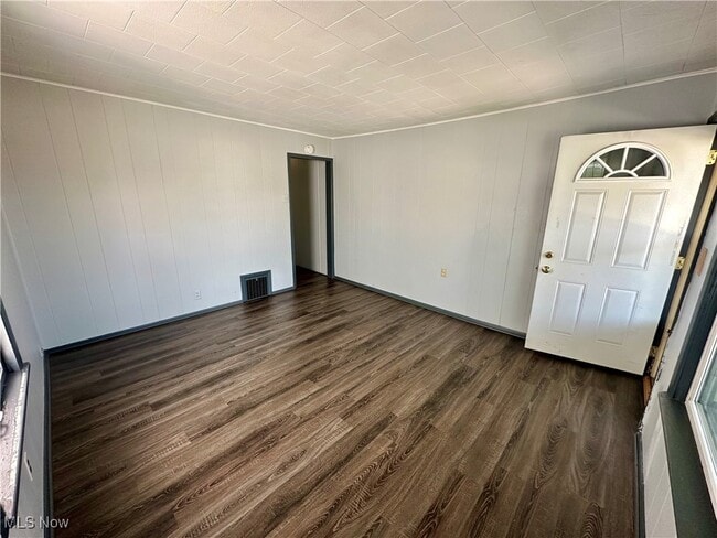 Photo - 1129 W Erie Ave