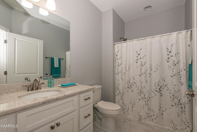 Photo - 103 Kawga Way