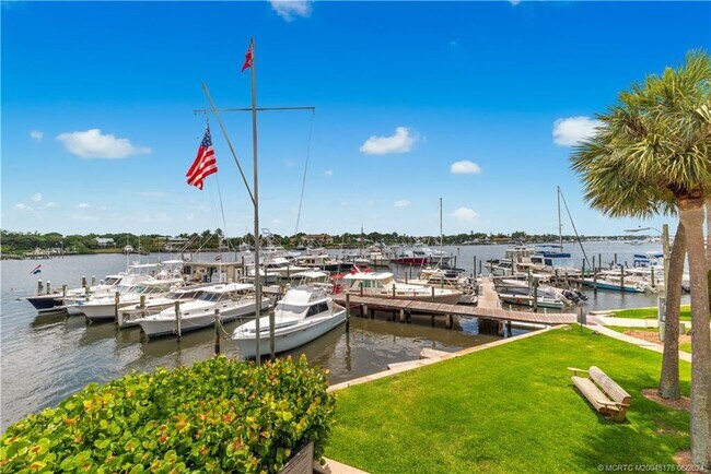 Photo - 3901 SE St Lucie Blvd Unidad 37