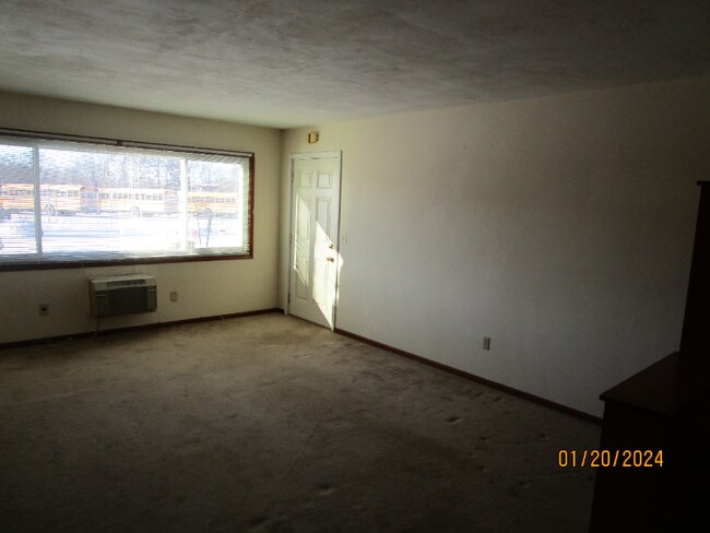 Photo - 744 N Webb Ave Unit 2
