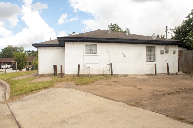 Photo - 5302 Anzio Rd